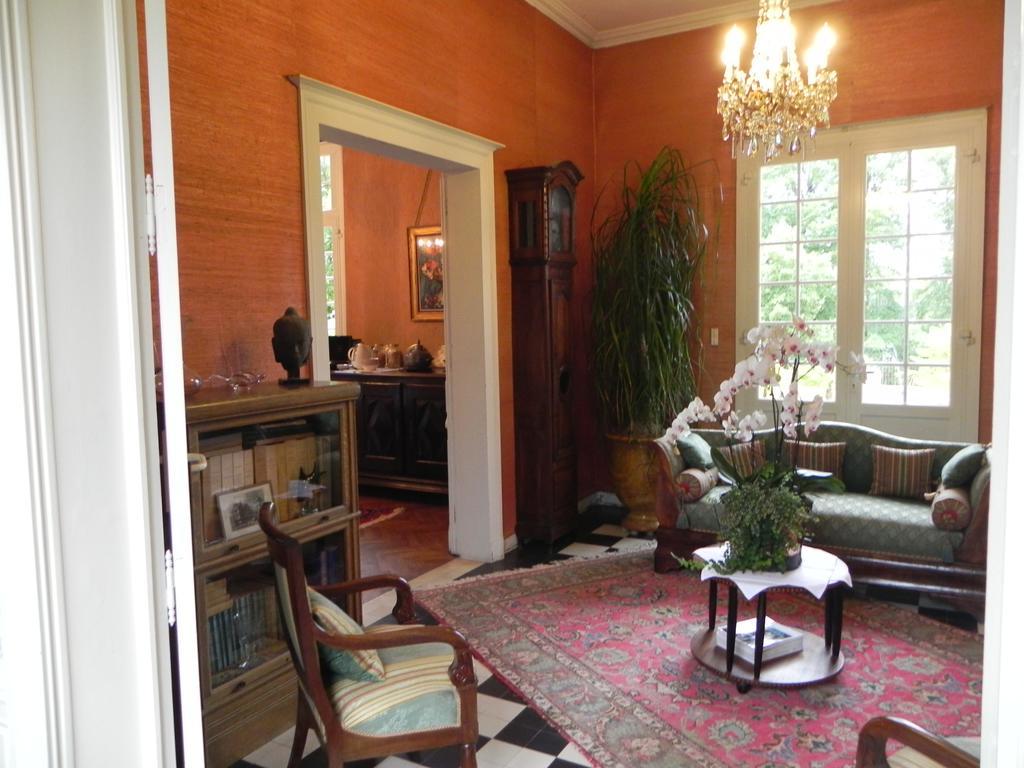 Bed and Breakfast Chateau Belles Graves Pomerols Екстер'єр фото