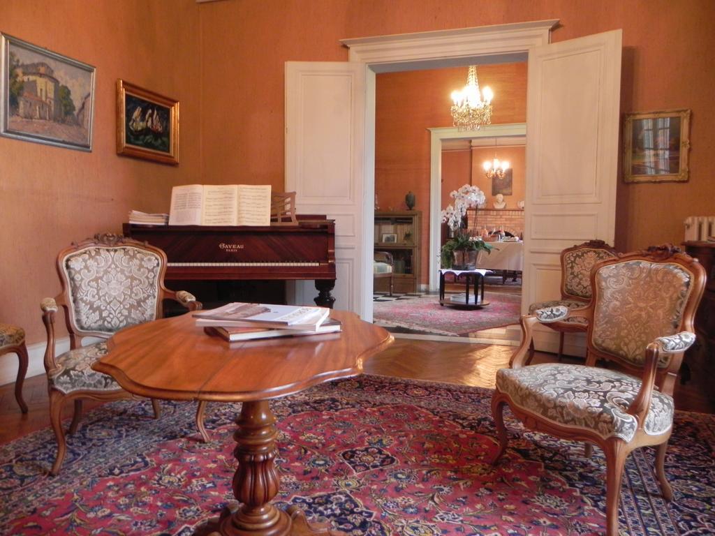 Bed and Breakfast Chateau Belles Graves Pomerols Екстер'єр фото