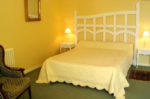 Bed and Breakfast Chateau Belles Graves Pomerols Екстер'єр фото