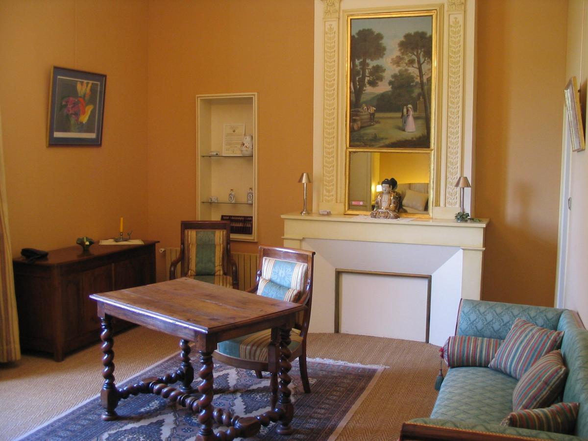 Bed and Breakfast Chateau Belles Graves Pomerols Номер фото